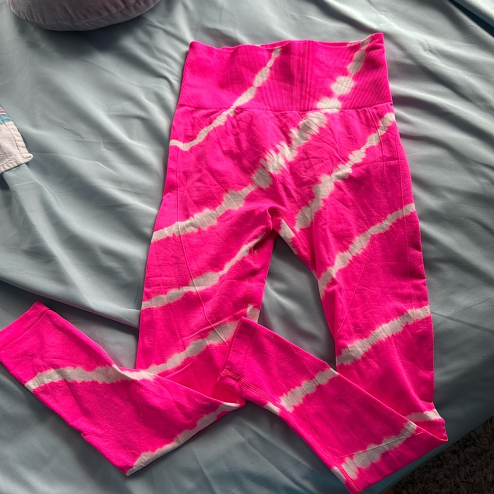Peached by Nellie leggings basically brand new.